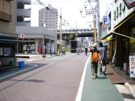 川口駅西側の商店街はこんな感じでした